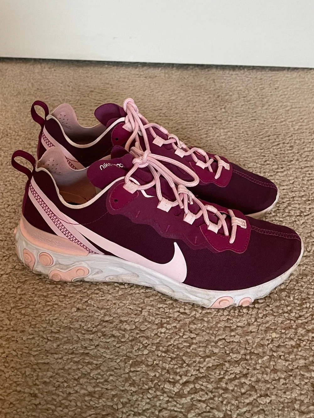 Nike Women’s React Element 55 CJ1496-991 Running Shoe Sneakers Size 9.5